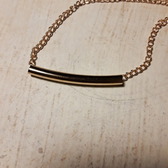 Leafy Gold Coin Layer Chain Black Beaded Necklace - Picture 5 of 6